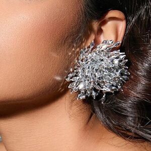 flower statement earrings H41